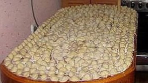 18 февраля день пельменей.