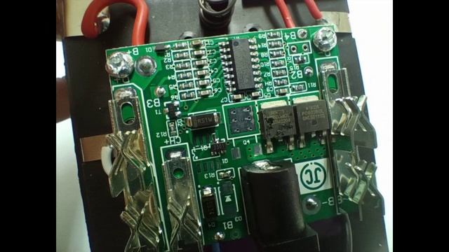 Обзор электрического секатора Violeworks. Стрижет кусты, режет бумагу и совместим с акку... | #Обзор