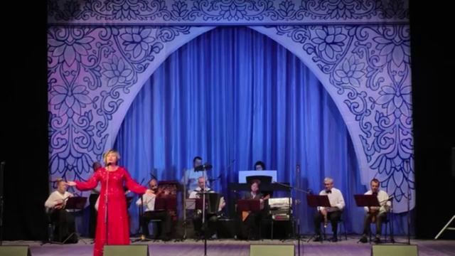 "Гляжу в озёра синие"