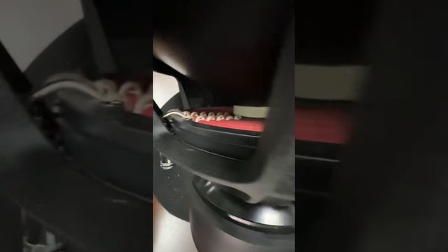 ОЧЕНЬ скептически отношусь к НОВИНКАМ, Но тут прям Красота и Мощь в одном флаконе DST SW40D!!!