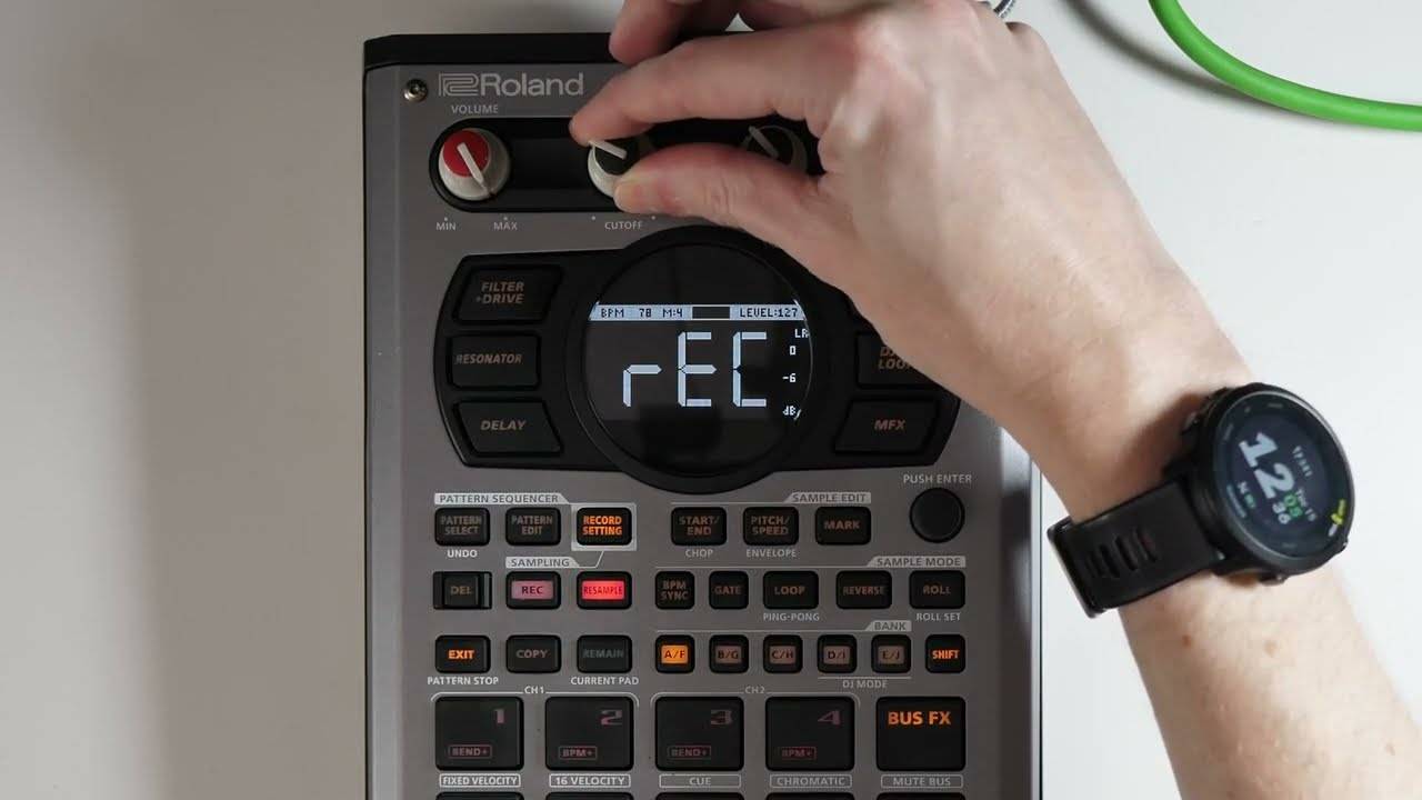 Roland SP-404 MK II: Unlock Seamless Resampled Loops