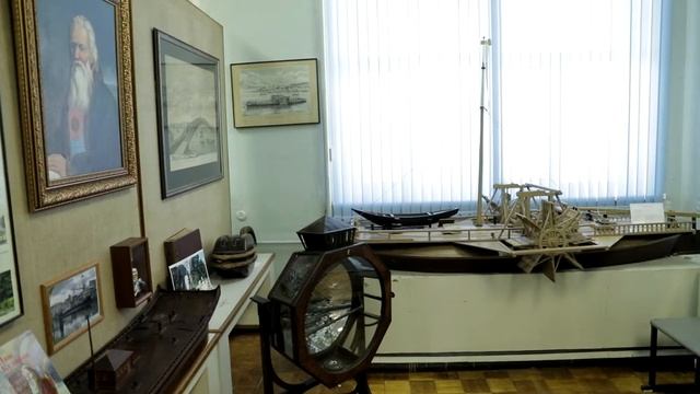 Сотрудники предприятий кинокомпании «Союз Маринс Групп» на экскурсии в Музее речного флота
