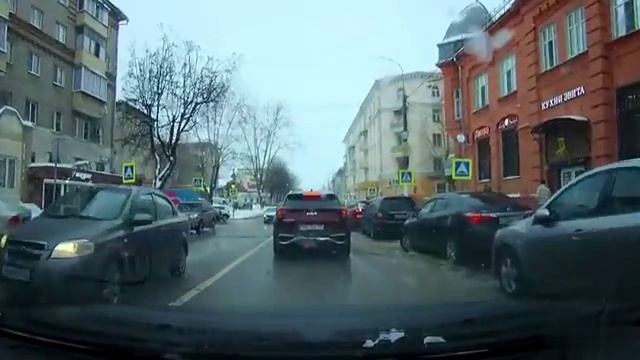 ДАМЫ ЗА РУЛЕМ