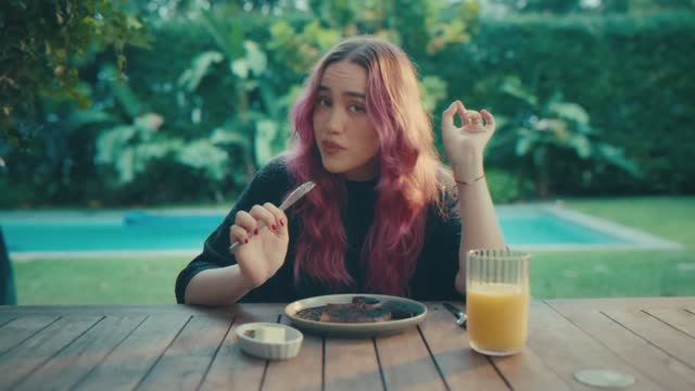 Ela Taubert - Es En Serio