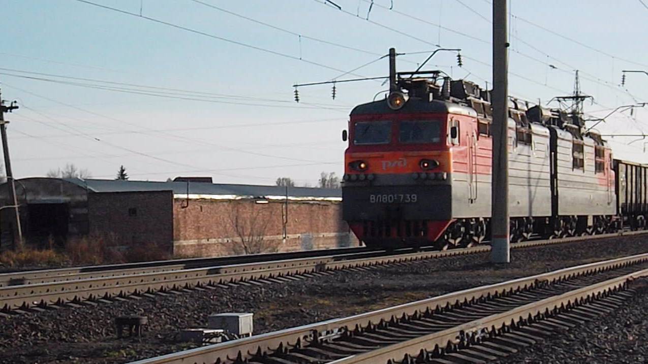 Электровоз ВЛ80С-739