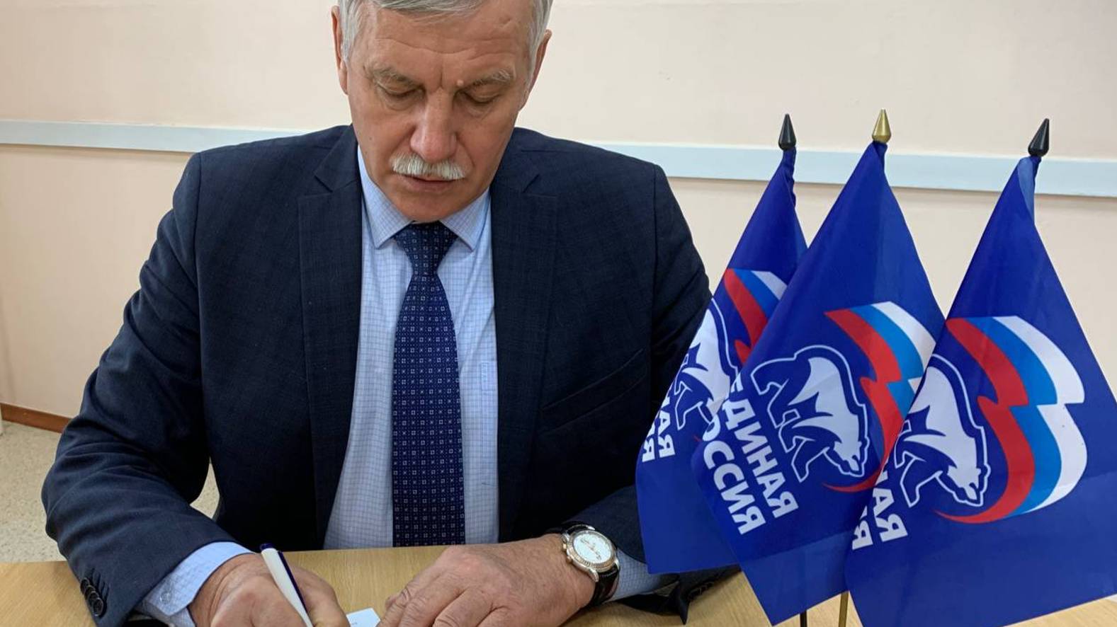 Предвыборная агитация избирателей г. Черногорска.