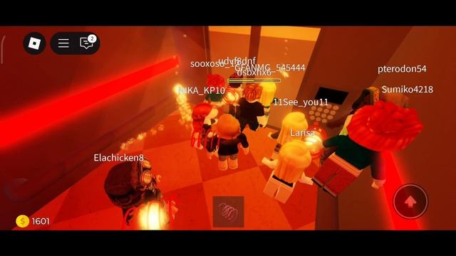 играю в игру Безумный лифт в roblox