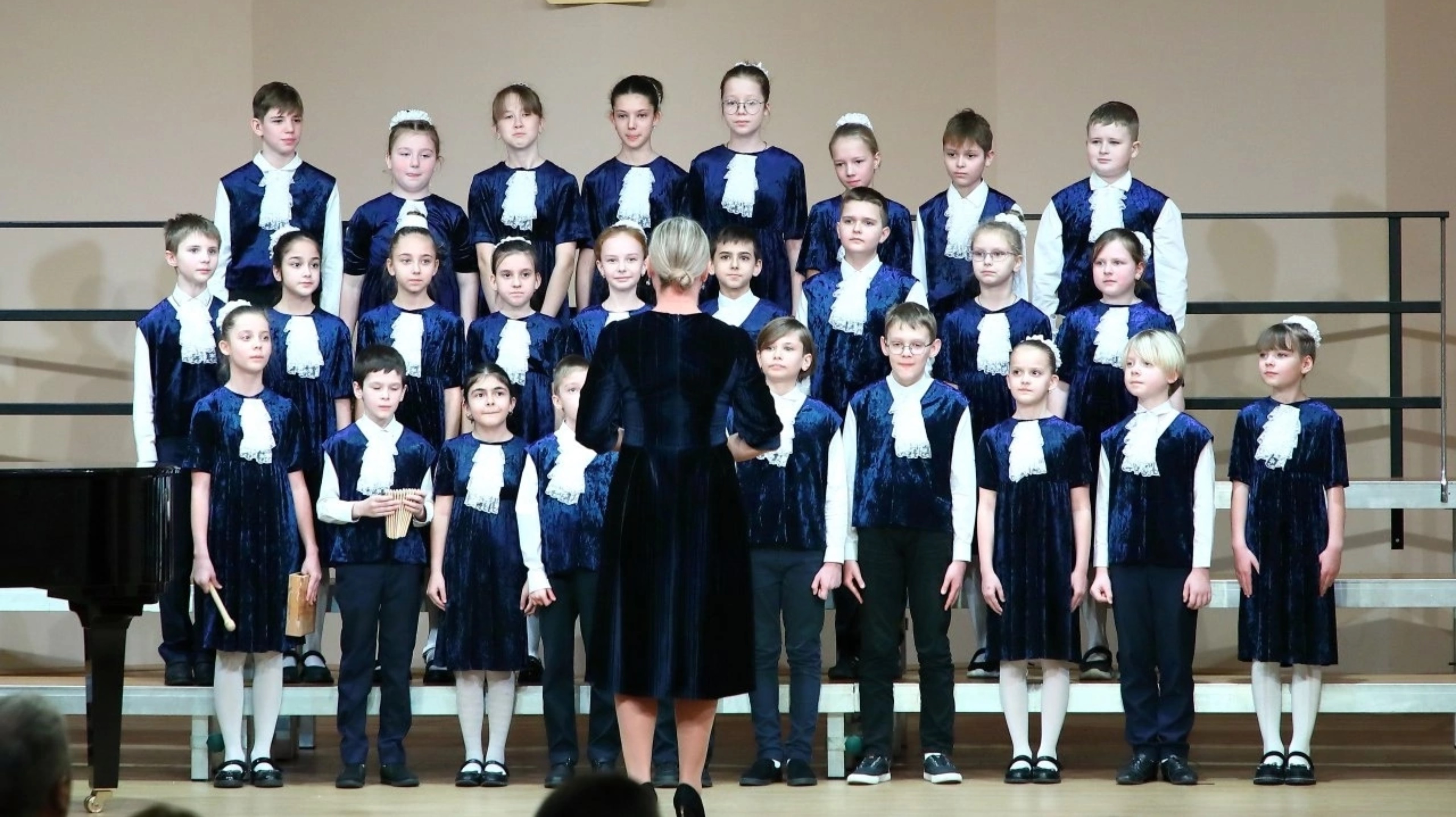 Младший хор инструментального отделения «Надежда» Егорьевская ДМШ