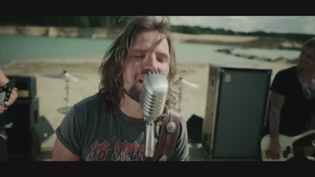 THE NEW ROSES - Down By The River