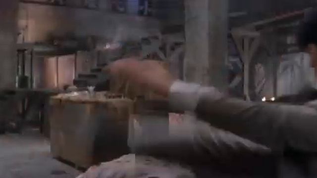 ПЬЯННЫЙ МАСТЕР 2 ФИНАЛЬНЫЙ БОЙ 2 (360p).mp4