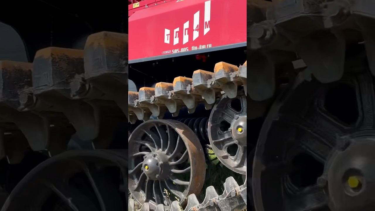 Отстаивает интересы поля перед лесополосой #гусеничный #ротоватор #ТЛП-4М MC5 #расчистка #мульчер