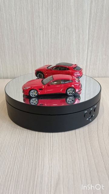 Семейные Ferrari!) 1:64