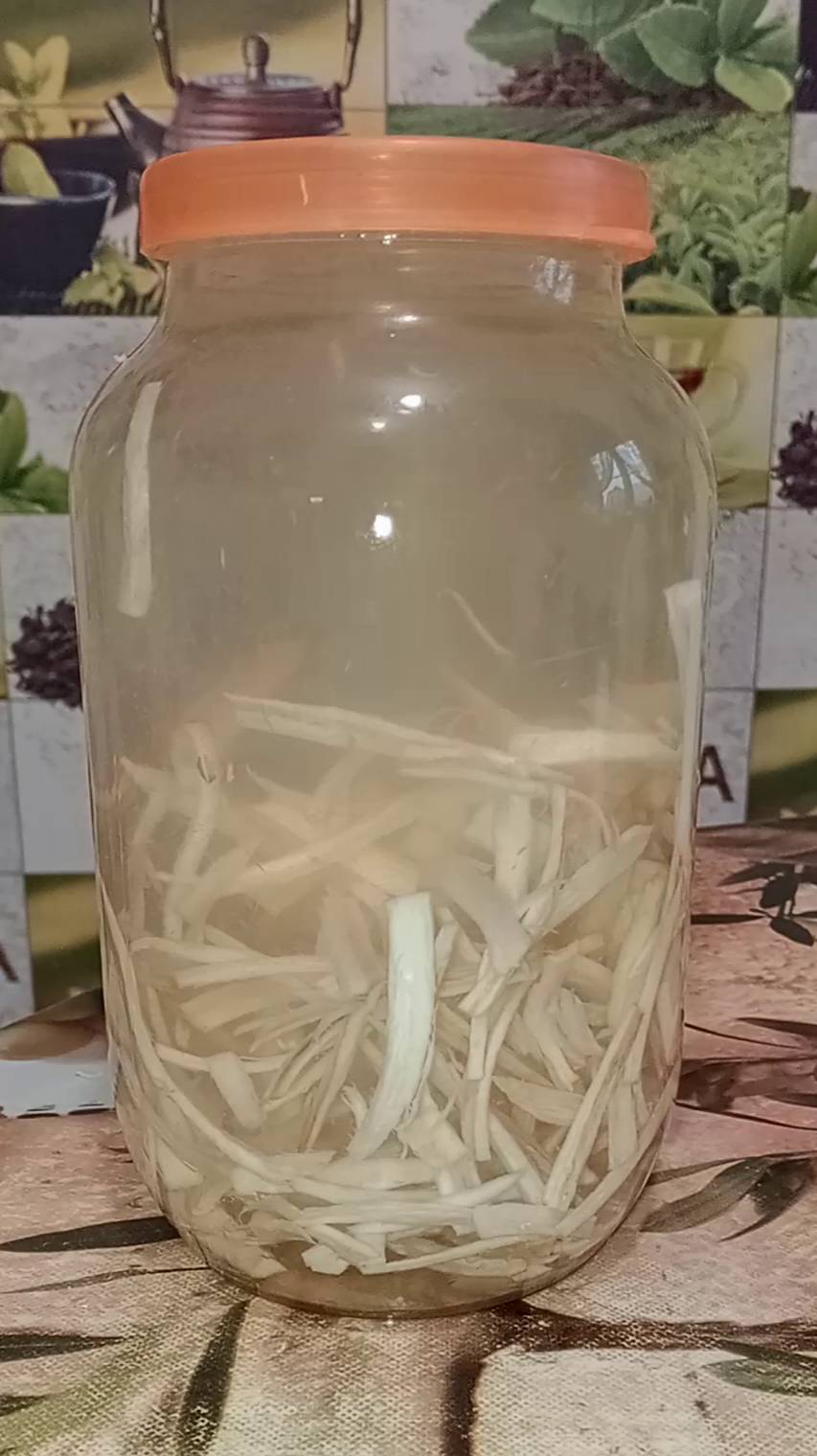 Хреновуха (настойка на хрене с медом) рецепт приготовления в домашних условиях.