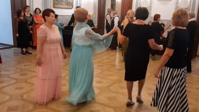 Восхитительный старинный танец _Веселый парень_  Браво!!!👏👏👏👏👏.mp4