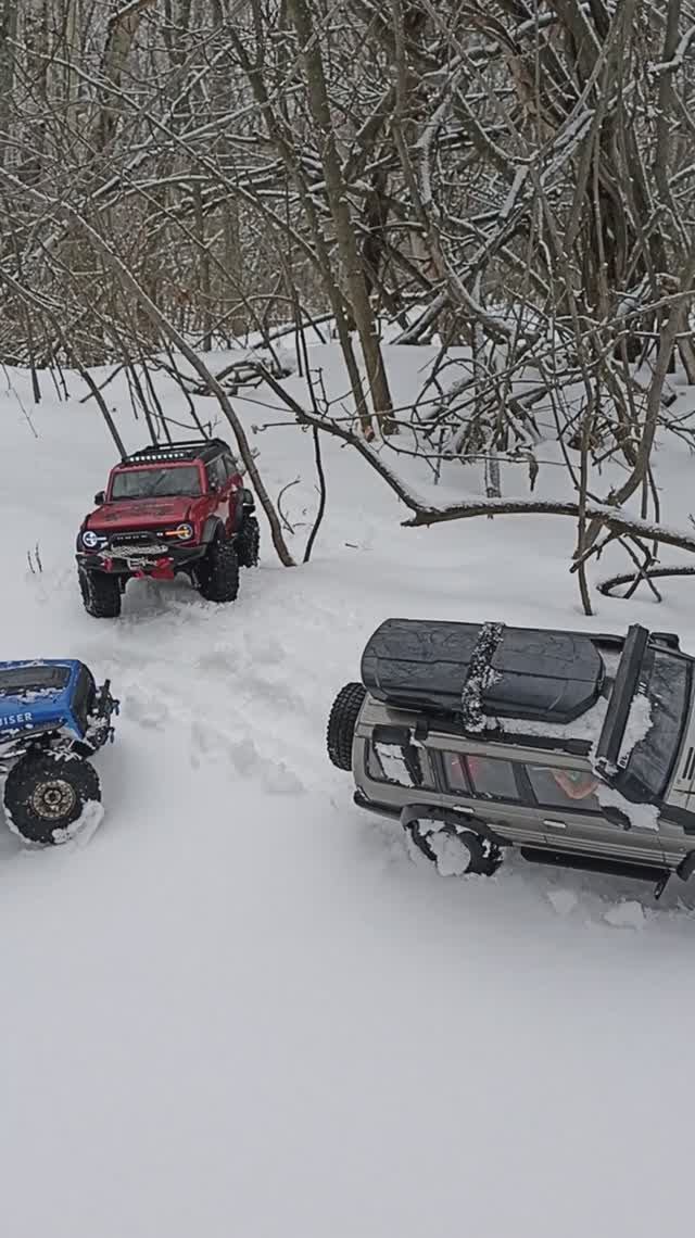 Очередная нарезка видосиков с выезда в лес) #rc #rccar #rccars #crawler #4x4rc #scale #rclife