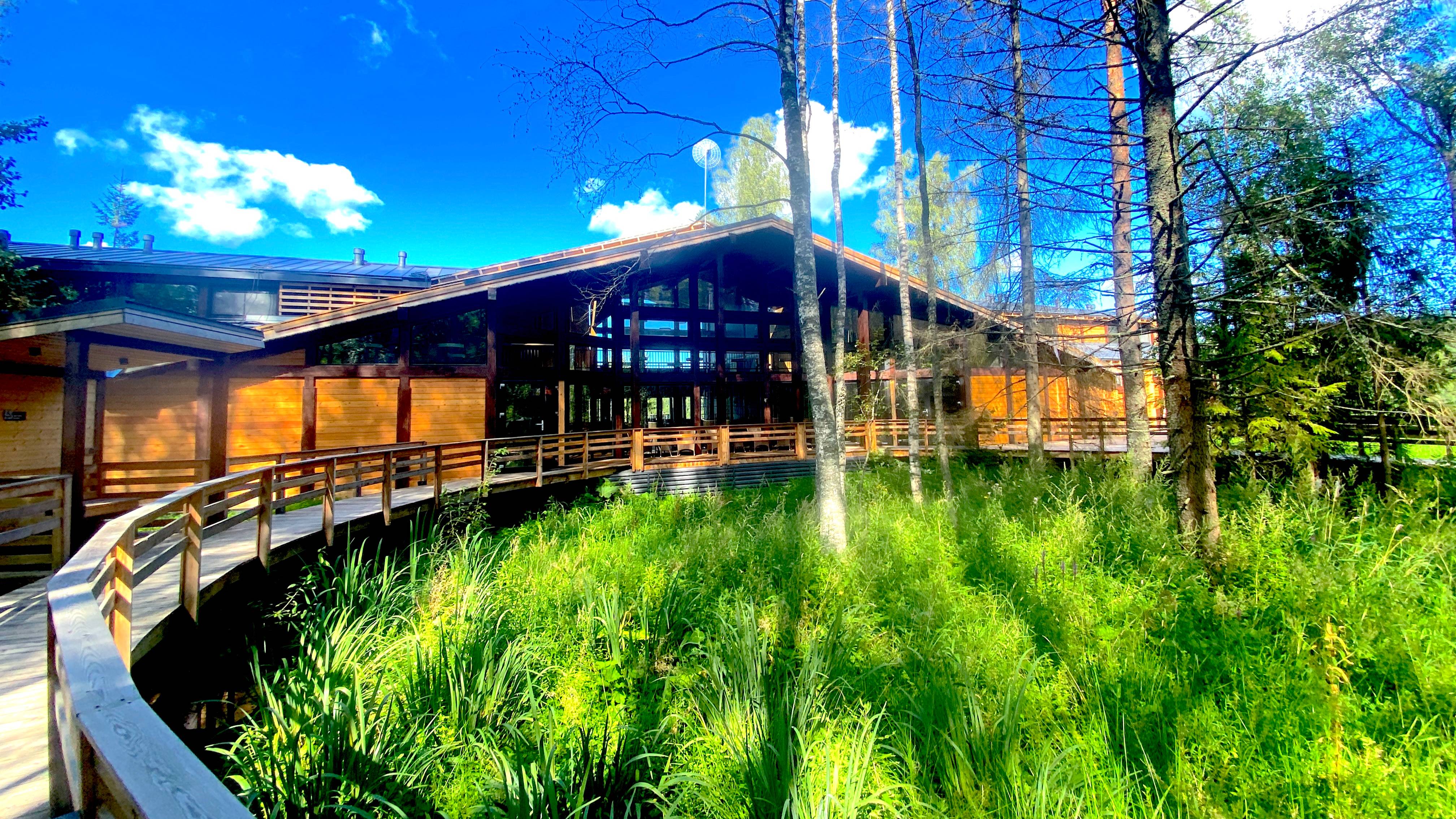 Валдай (22-26 июля 2025). Гостиница у озера