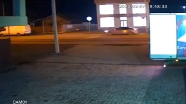 Незнакомец в маске преследовал школьниц под Краснодаром.