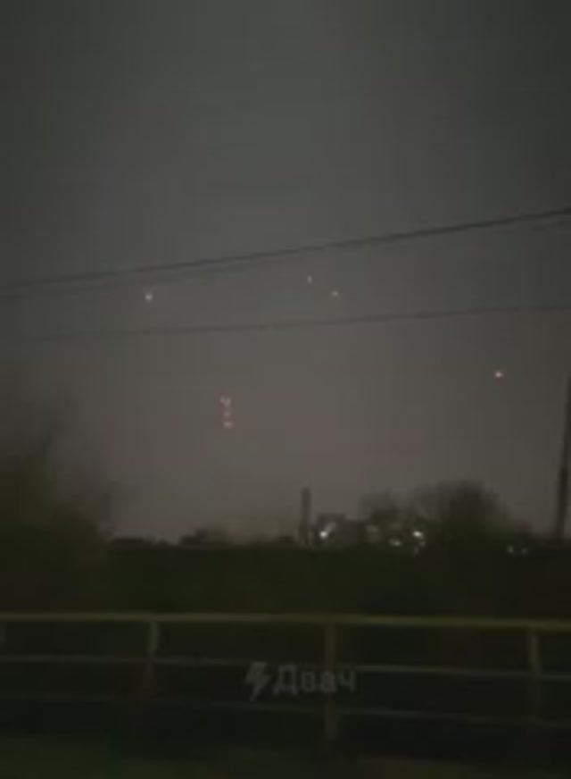 Массовая атака Гераней по порту Рени в Одесской области этой ночью