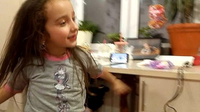 1000002053.mp4