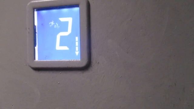 Лифт КМЗ-(2012 г.в.), V=1 м/с, Q=400 кг (1280)