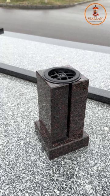 Ваза Прямая (Гранит Дымовский, 23*15 см.)