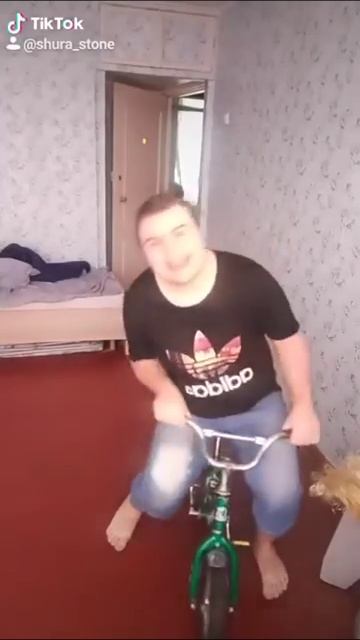 23. Шура Стоун Малыш360P456252950