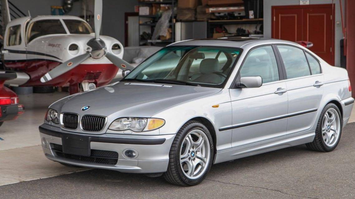 BMW-330i e-46 2000///