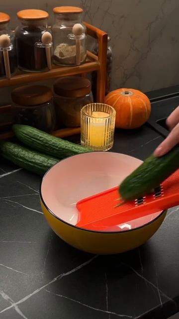МАКАРОНЫ ПО-ФЛОТСКИ И ОГУРЦЫ ПО-КОРЕЙСКИ