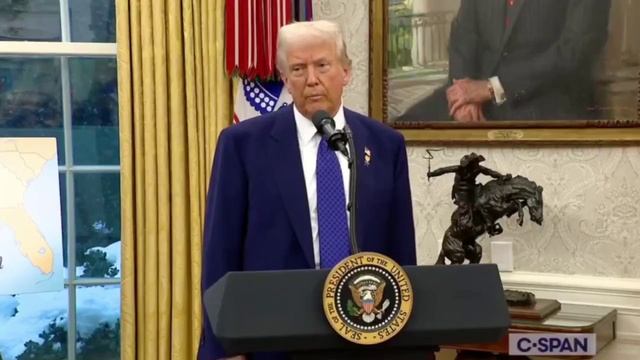 Трамп подтвердил, что США продолжат отправлять помощь Украине —в обмен на редкоземельные металлы.