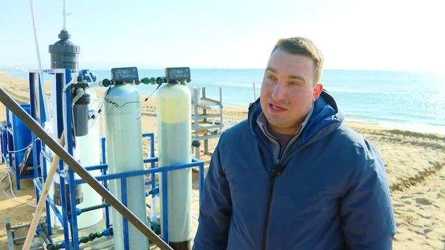 Краснодарские технологи предложили очищать анапский песок от мазута с помощью воды и воздуха.