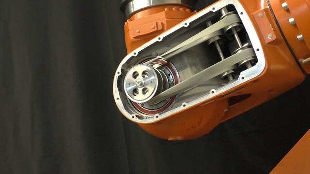 KUKA_Robot_IN_LINE_WRIST_KR500_Toothed_belt_Axis_5_&_6_Refurbis