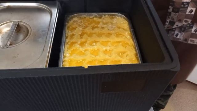 Ресторанчик 1️⃣
Наши милые женщины работают, наготовили много вкусного 😋 для защитников. ❤️