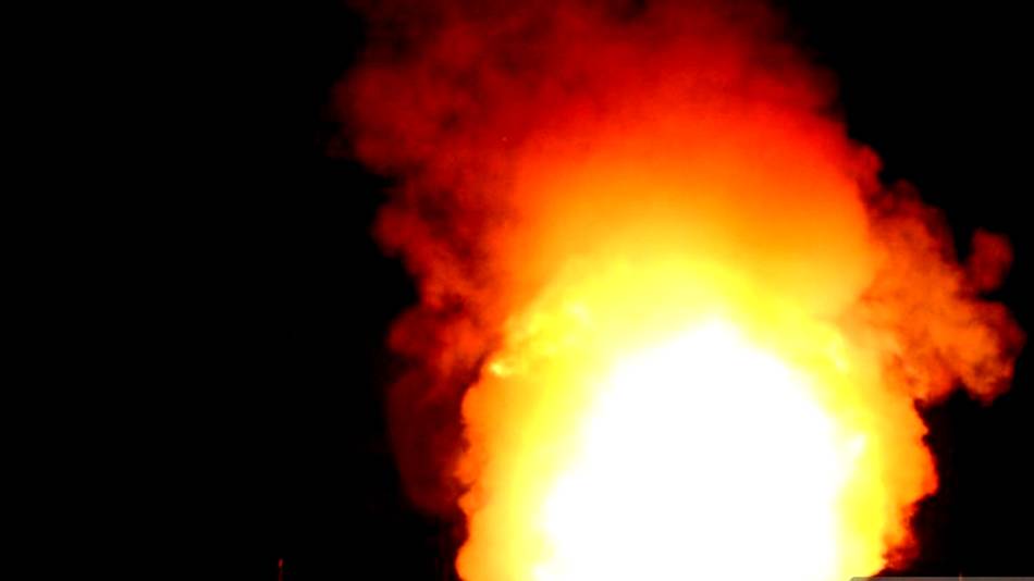 Российские военные ударили по крупнейшему на Украине газоперерабатывающему заводу