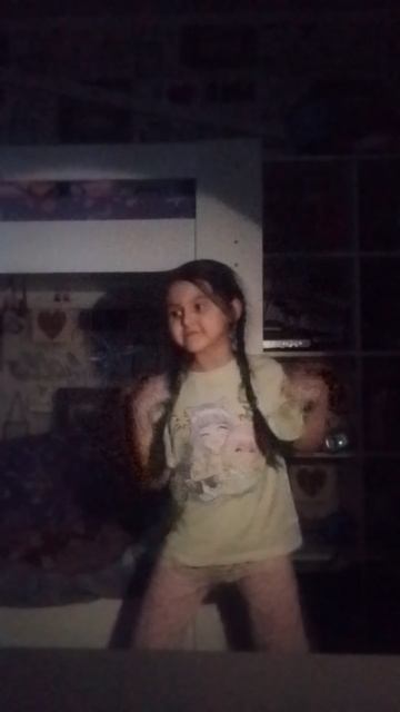 танец под крутым светом