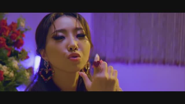 MINZY (공민지) - TEAMO MV