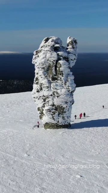 Зимнее плато Маньпупунёр, Республика Коми⛄️✨https://t.me/vzgliani_blog #snow #travel #video #winter