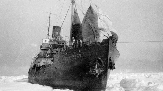 91 год назад - В Чукотском море раздавлен льдами пароход «Челюскин»