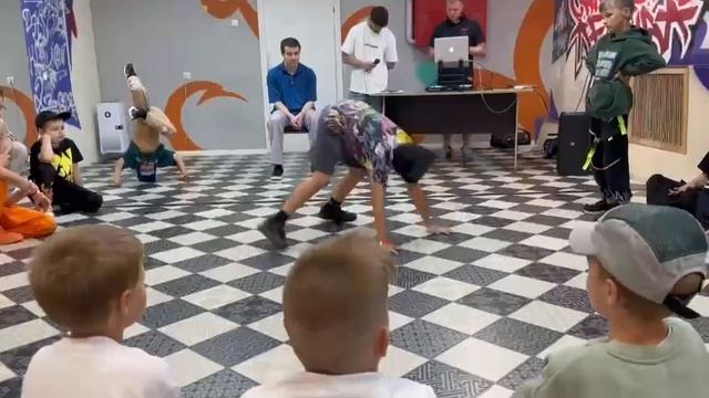 я танцую брейк данс