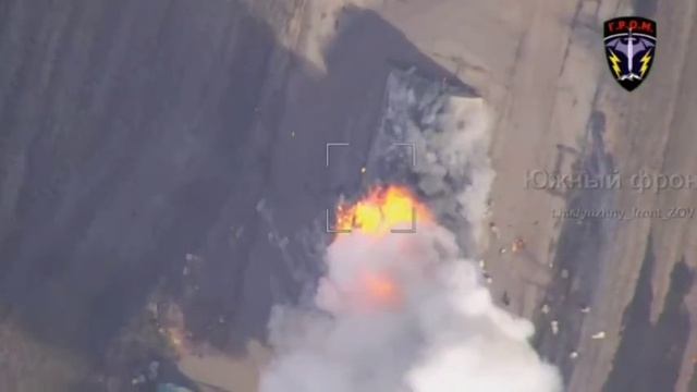 Российские военные обнаружили и уничтожили артиллерией крупный склад ракет и снарядов