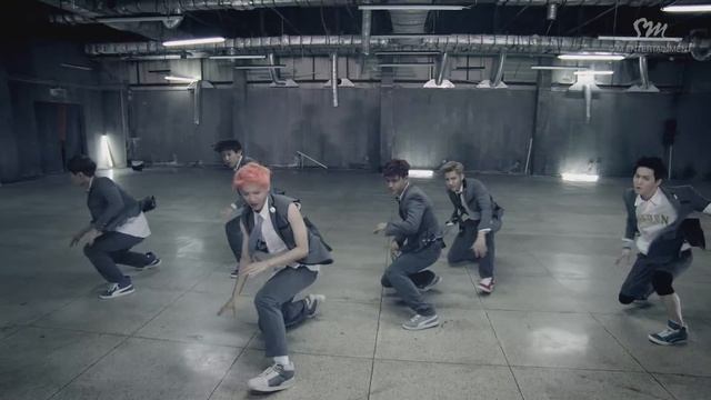 EXO  (Growl)