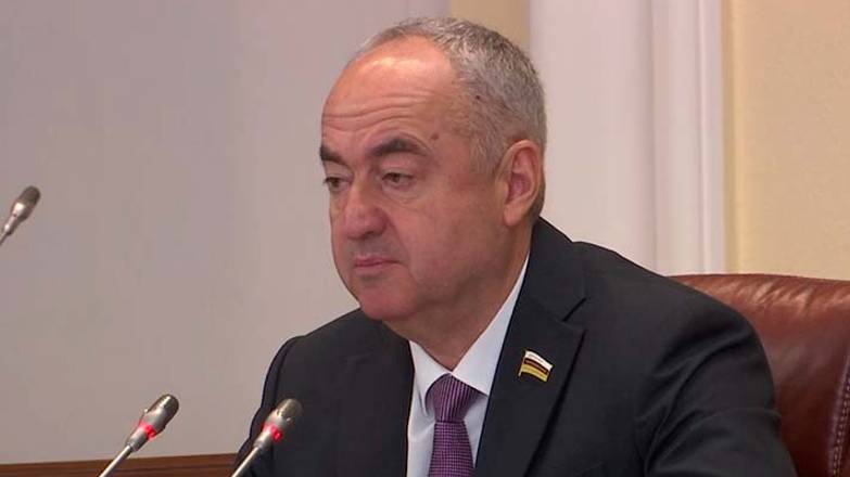 Тускъаты Таймуразы разамындæй ацыд парламенты Советы æмбырд