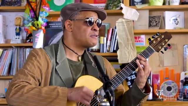 Raul Midón_ NPR Music Tiny Desk Concert