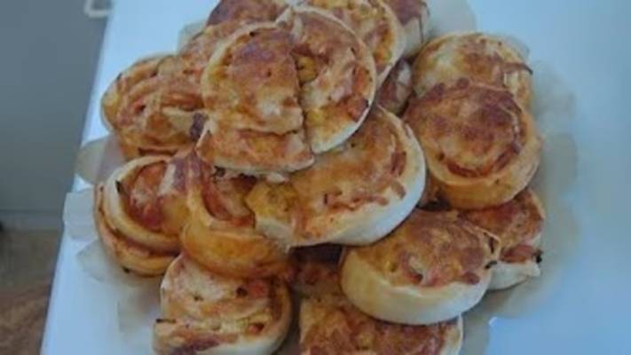 Пицца улитки. Маринкины творинки. Всем МИРА и Добра!