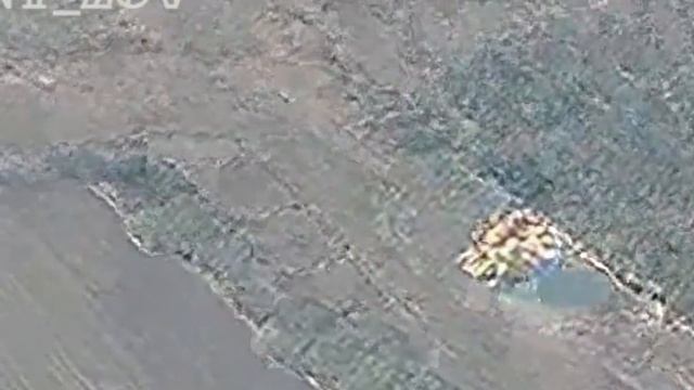 На кадрах удар по массовому скопление войск ВСУ и иностранных инструкторов на полигону возле Кучеров