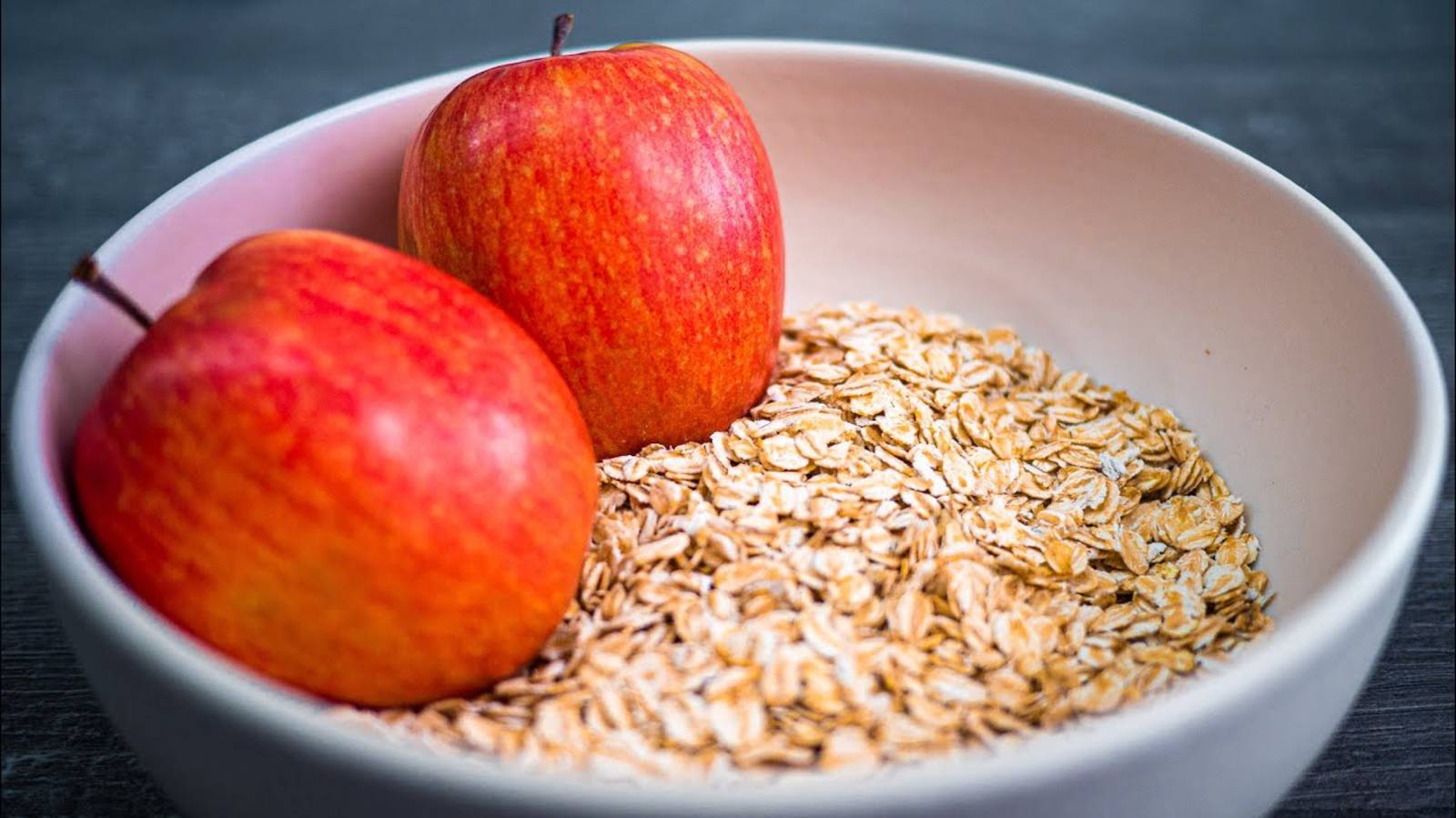 Шарлотка из ОВСЯНКИ, теперь ЕМ ПИРОГИ и ХУДЕЮ! Полезный пирог для всей семьи!