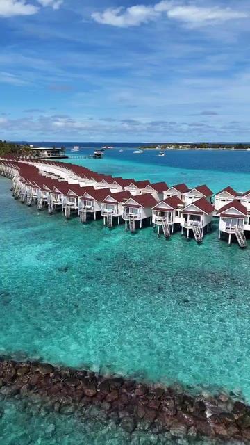 Мальдивы. Наш первый резорт