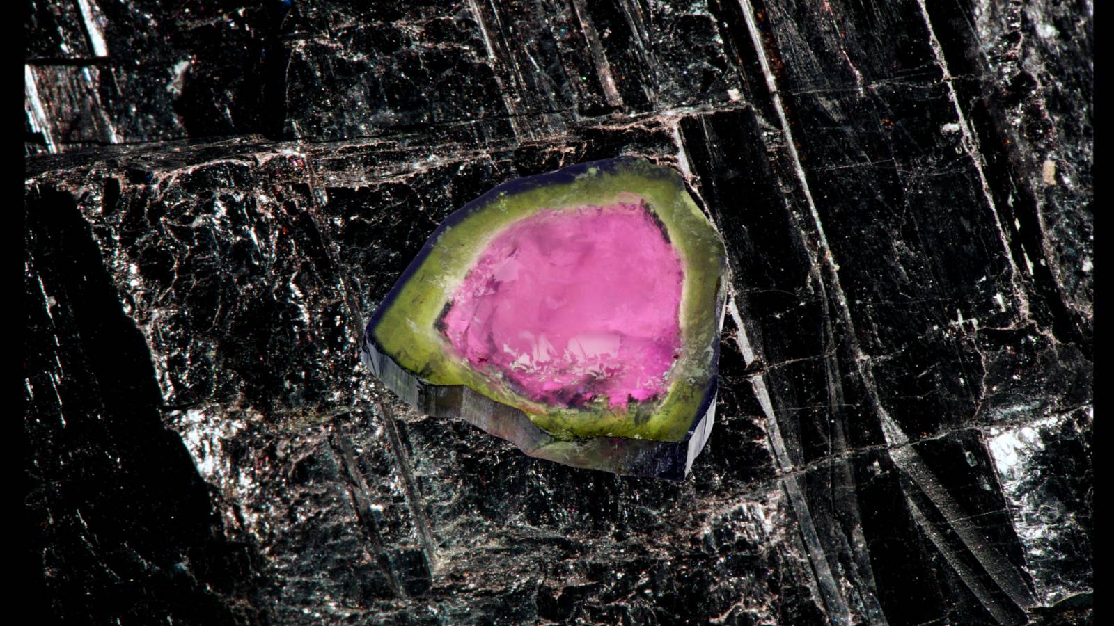 💎 ТУРМАЛИН – КАМЕНЬ ДРАГОЦЕННОЙ РАДУГИ💎 МАГИЯ КАМНЯ 💎Контакты floransia@yandex.ru