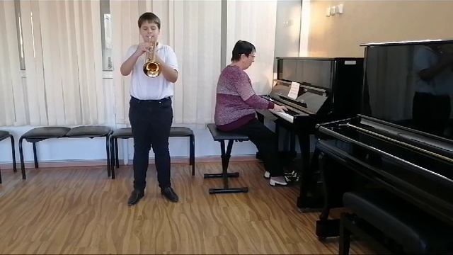 Домбровский Денис
Эдуардо Ди Капуа "О соле мио"