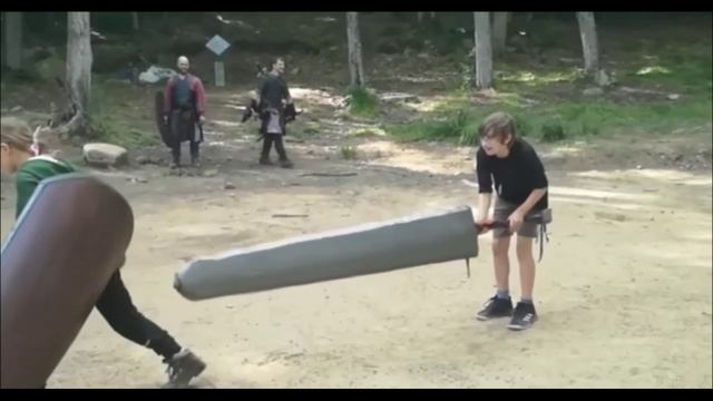 Удар мега-мечом
