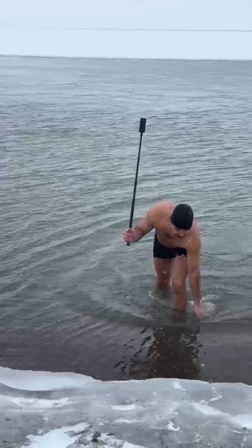 На базе хабаровских моржей, "Канары" 😁